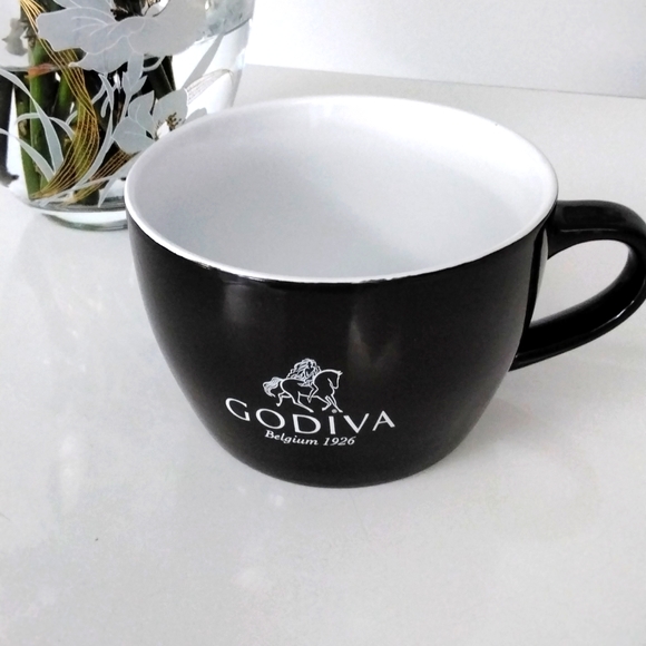 Godiva coffee mug/soup bowl in dark brown, 20 ounce capacity - Picture 2 of 4